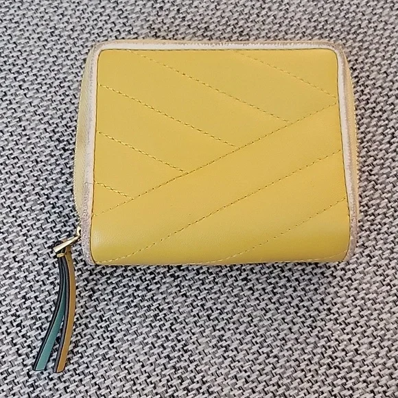 Tory Burch Yellow Quilted Wallet - Picture 2 of 7